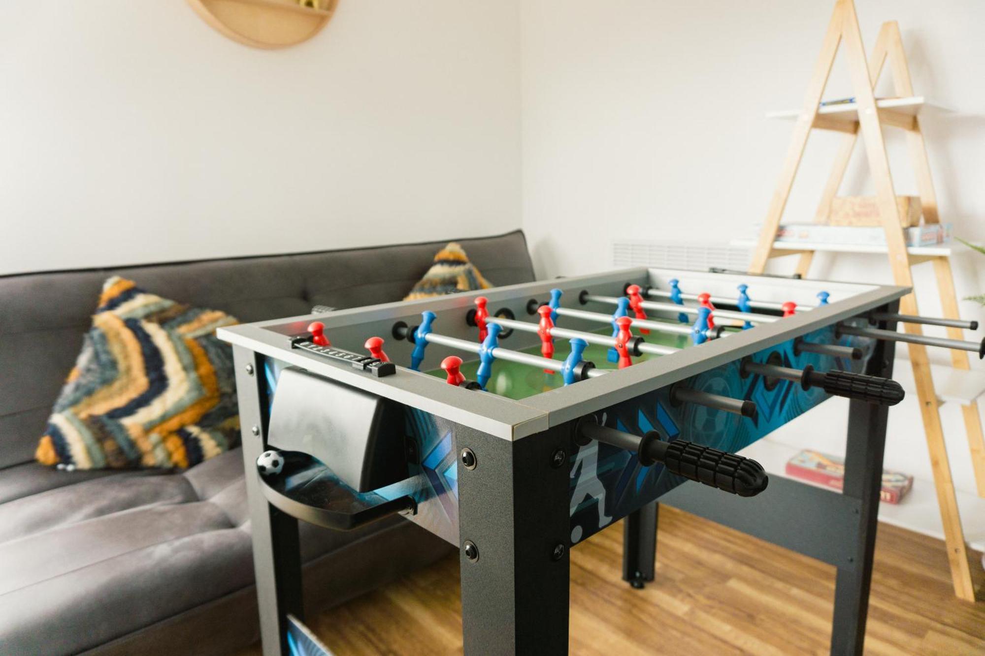Manchester'S Luxurious 2-Bed Haven With Balcony - Canal Views & Proximity To Manchester United Esterno foto